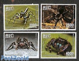 Domestic spiders 4v