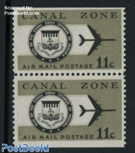 Airmail booklet pair