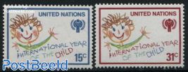 Int. year of the child 2v