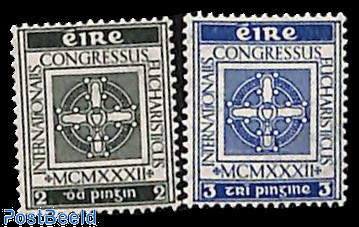 IRLANDE - 50 DIFFÉRENTS TIMBRES - IRLANDE